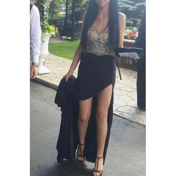 Prom / Grad dress - Picture 2 of 6